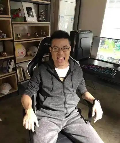 大司马生活照曝光,年入千万却平淡生活,你怎么看?