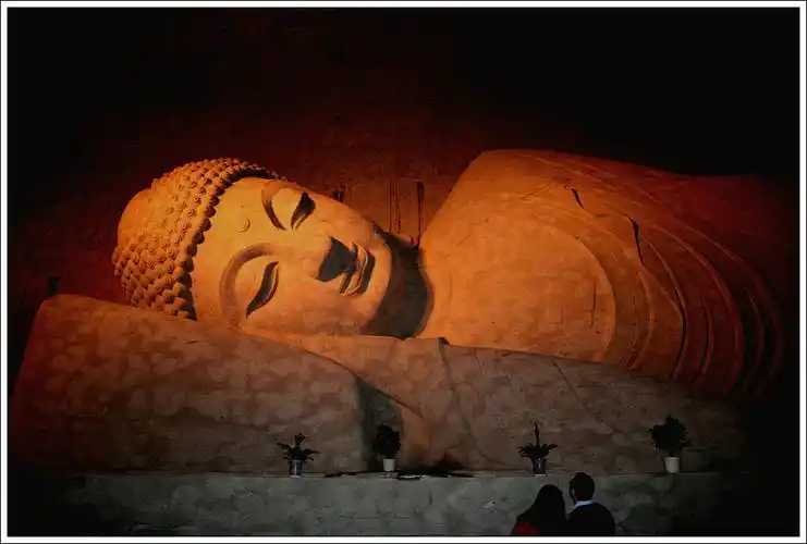 安详莫如佛——《睡佛》