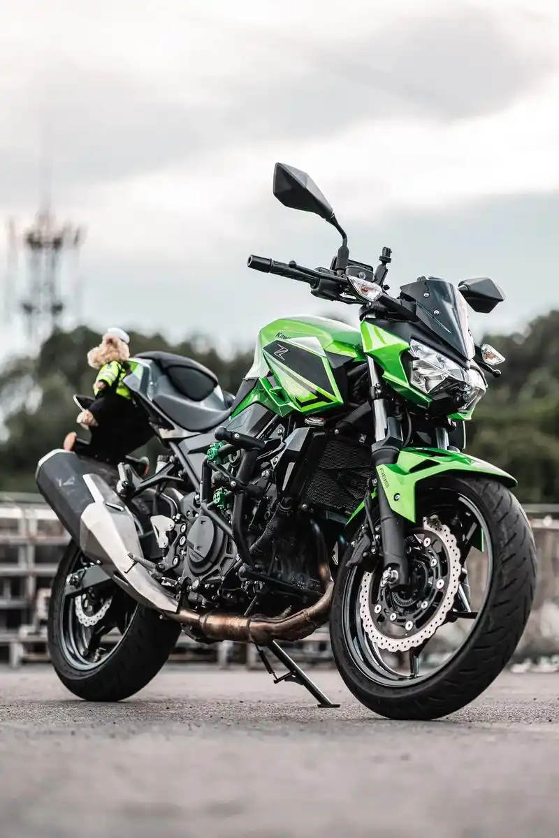 川崎z400 #机车摄影 #周末约拍 - 抖音