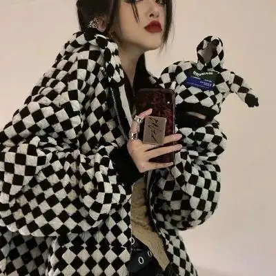 仅有一颗心是热的霸气女生头像冷酷无情2022最新版