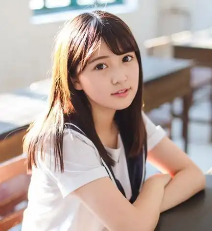 学院风女生发型图片简单清纯更显柔美的女生发型