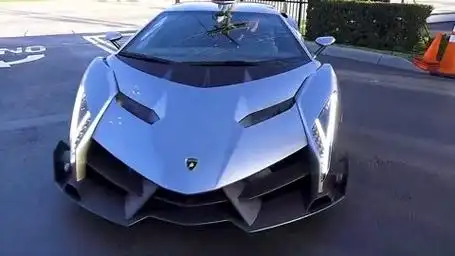 喊出你身边的富婆给你买!#兰博基尼 veneno 毒药#超跑