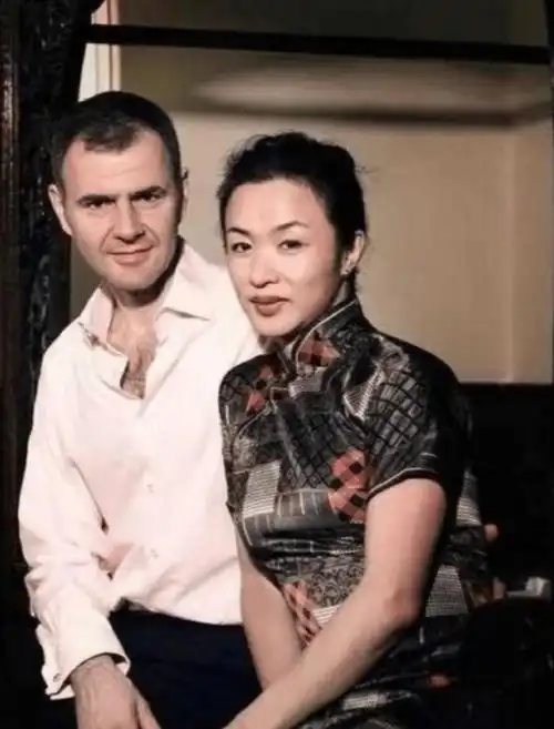 离婚18年另有隐情,领养三个孩子生活甜蜜蜜_汉斯_因为_性别