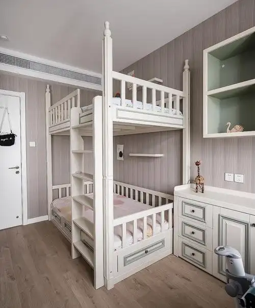 趣味又独立的高低床将陪伴小天使们度过快乐的童年.