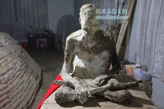 坐缸肉身不腐的真相是什么?普通人可以坐缸吗?