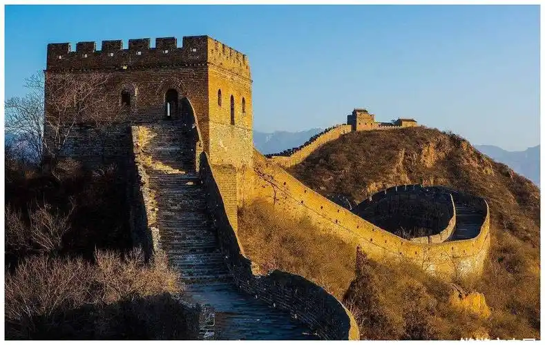 "中国长城"真的有用吗?美国教授一针见血:长城害惨了欧洲