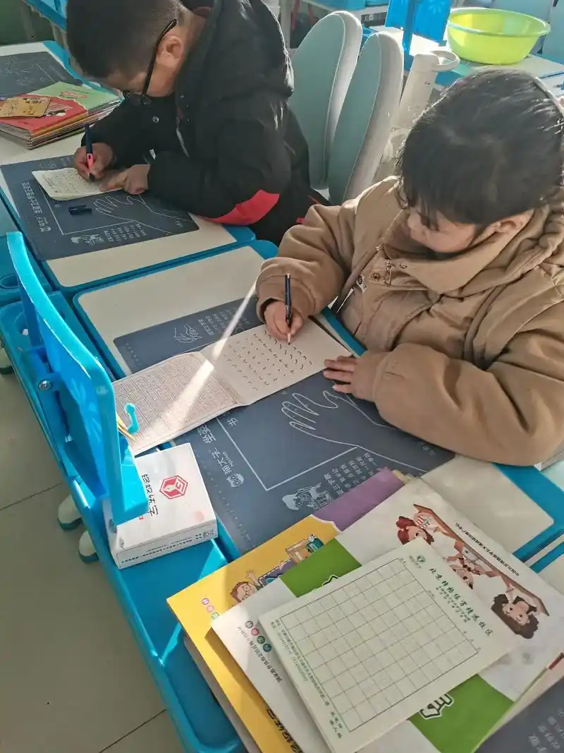 锋格练字开学第一天.96 hello  今天开学第一天[太阳 - 抖音