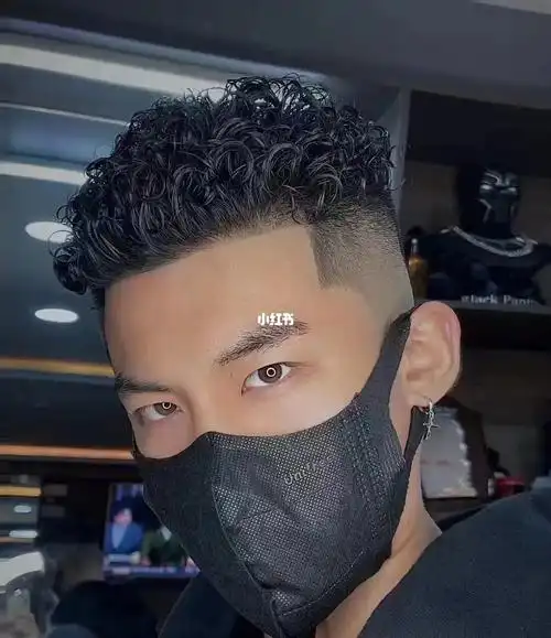 洛阳男士发型设计  #洛阳男士理发馆  #今日发型  #男生羊毛卷