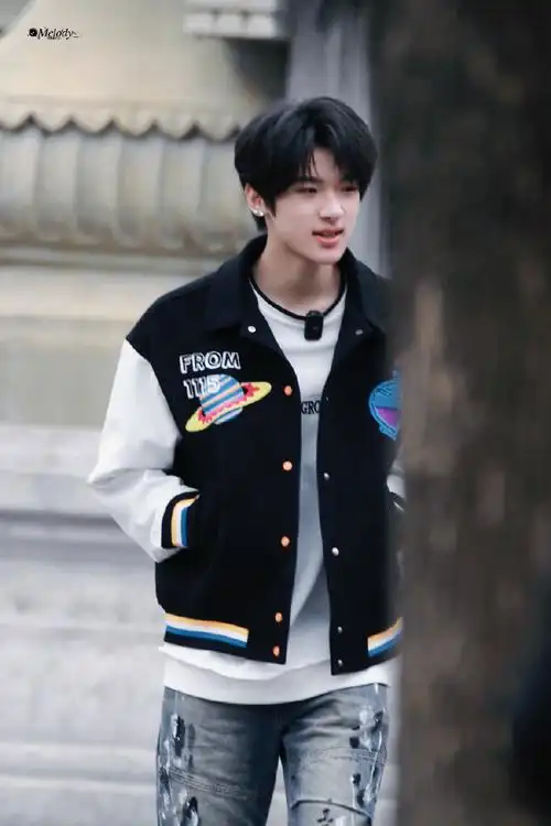 张峻豪天津路透