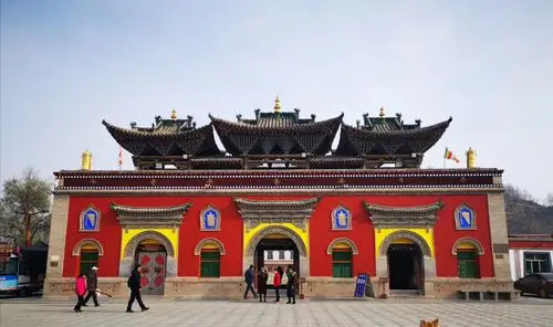 自由行之青海第四十站:走进青海湟中塔尔寺_高清图集_新浪网