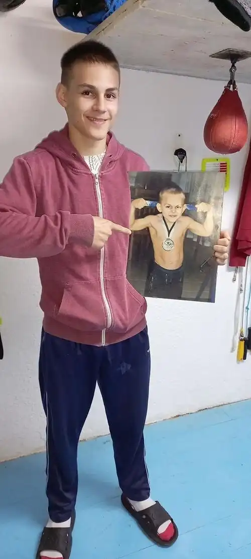 他是来自罗马尼亚的朱利亚诺·斯特罗(giuliano stroe),5岁时曾经被