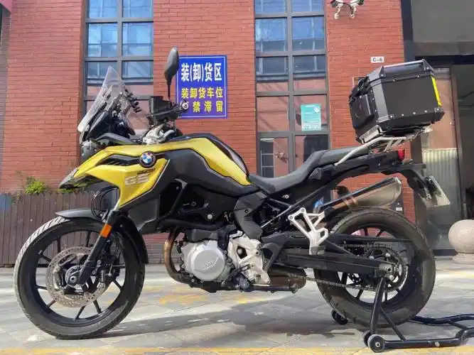 宝马f750gs20年11月9500km沪c牌照