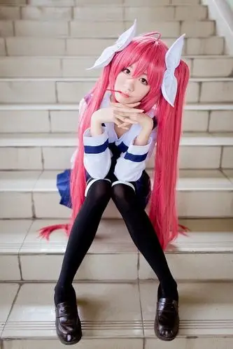 蕾蕾仔的cosplay正片 约会大作战-五河琴里(白发饰) | 半次元-acg同人