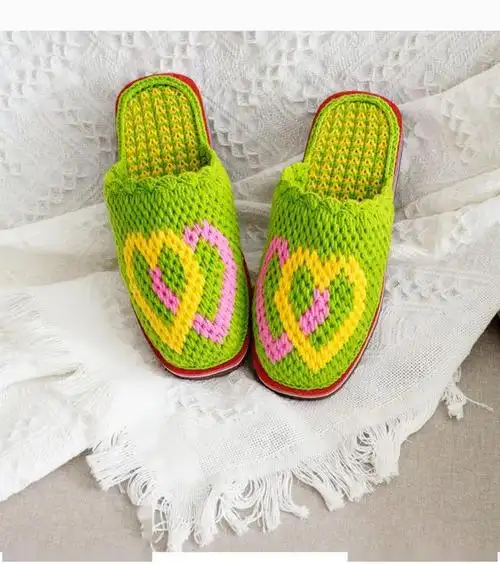 雅馨绣坊钩拖鞋花瓣底手工编织毛线鞋勾拖鞋视频图纸材料_手机搜狐网