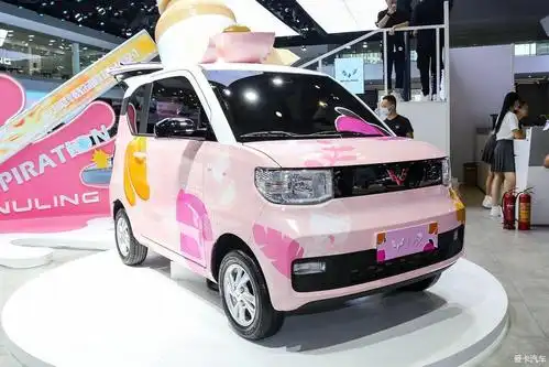 五菱宏光mini纯电动车,迷倒一片姑娘的国产神车