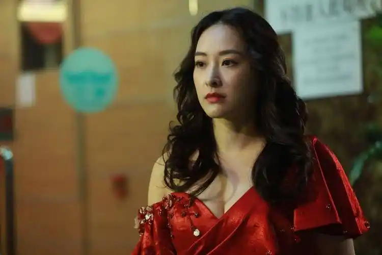 tvb小花陈滢被强推上位引热议,网友:演技有待提高_大事_戏份_剧情