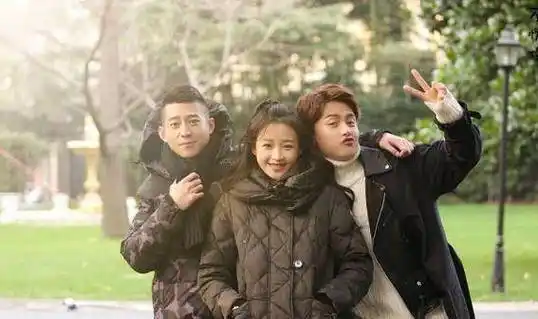 《凉生》花絮:董子健探班孙怡,于朦胧玩轮椅,而马天宇最可爱!