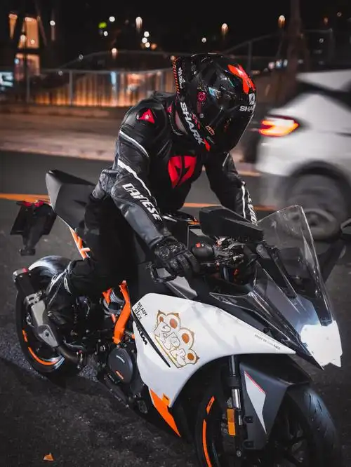 杭州机车ktmrc390