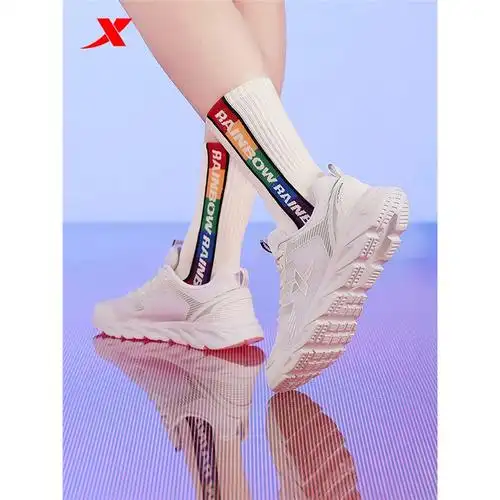 特步(xtep)女鞋减震跑步鞋2021夏季轻便休闲鞋网面透气运动鞋女跑鞋