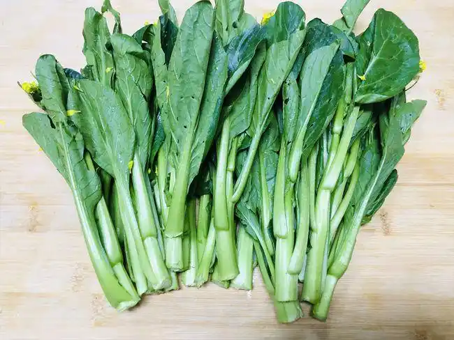 白灼菜心很多人第一步就做错了教你正确的做法爽脆不发黄