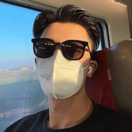 方形黑色墨镜男款开车潮流网红街拍太阳眼镜高级感男士2022年新款