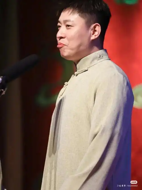 祝二队队长李鹤东生日快乐