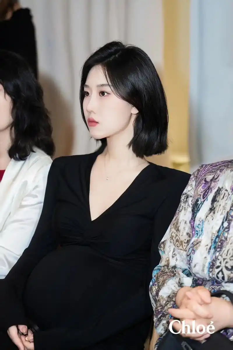 可能是chloe秀场唯一一位大肚婆.#孕妈 #女性力量 #一 - 抖音