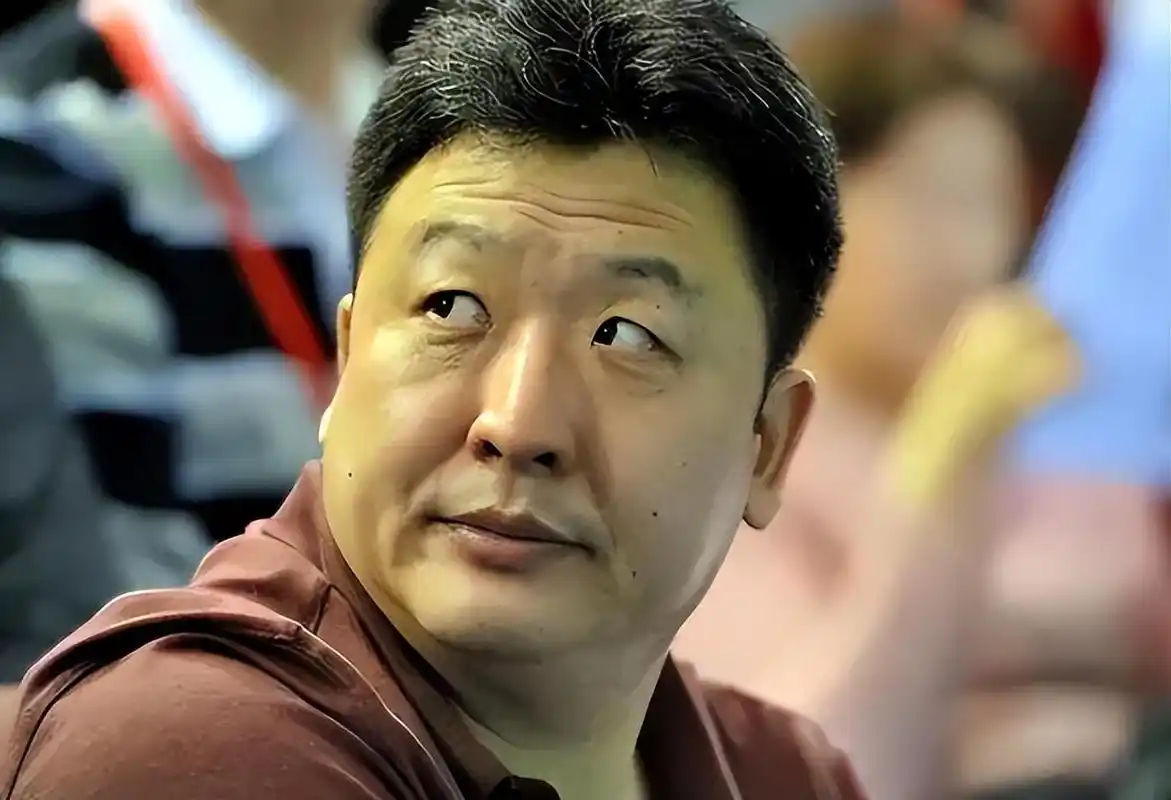 金牌教练金炜:先后娶3位女徒弟,三婚娶刘子歌后,移居澳大利亚