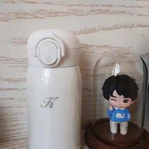 王俊凯周边保温杯