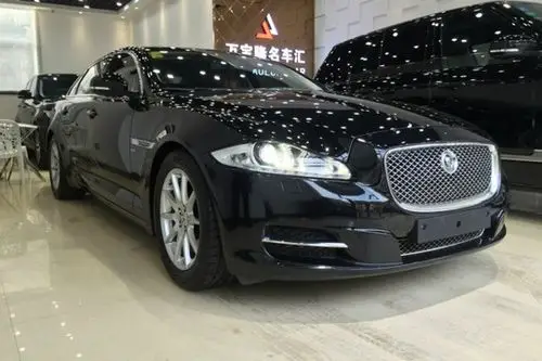 沈阳 铁西区 捷豹xj2013款3.0sc 手自一体 全景商务版