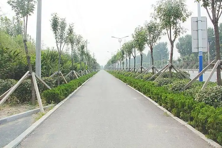 机场路是济南东部城市入口道路之一,也是济南东部的交通主干线和