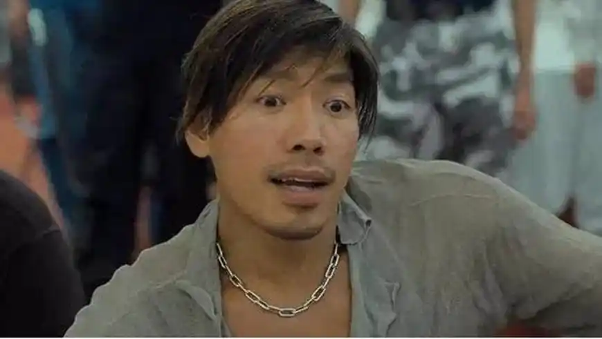 比如《学校风云》里面的潇洒哥,《古惑仔》里面的乌鸦哥都是反派人物