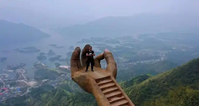 湖北黄石发现一个"天空之城",门票245元,却对江苏人免费