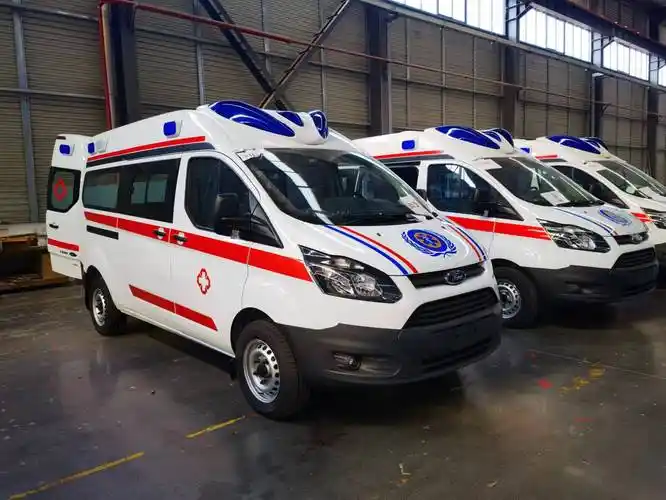 福特全顺v362汽油自动挡航空舱监护型负压救护车外观及图片_搜狐汽车