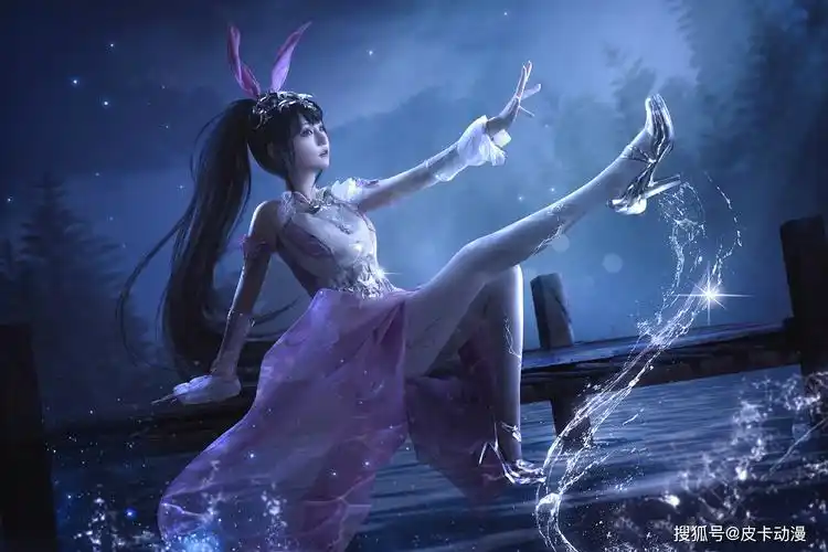 斗罗:小舞cos史诗级还原度曝光,角度一模一样,动漫走出来的?