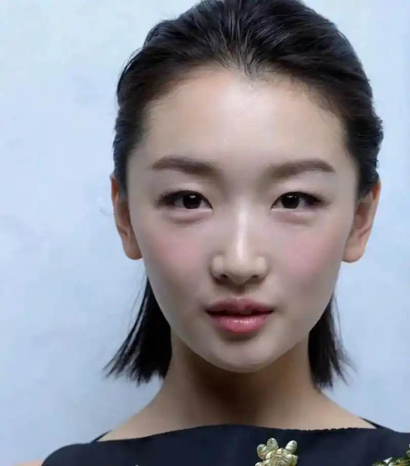 原相机下的女明星,和普通人其实没两样!