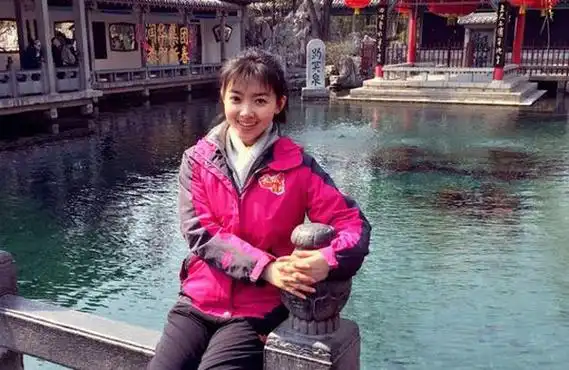 王京京个人资料:姓名:王京京出生地:四川乐山职业