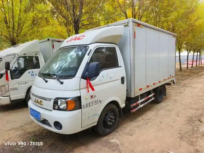 刚刚拿下一台20年3月极品小货车,江淮x5汽油3.7米箱货, - 抖音