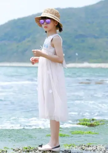 看完赵蕴卓的大长腿,网友:森碟你遇到劲敌了!