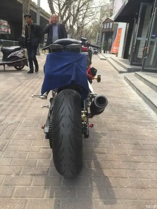 【图】黄龙600改装短尾.大体改装完成_摩托车论坛_汽车之家论坛