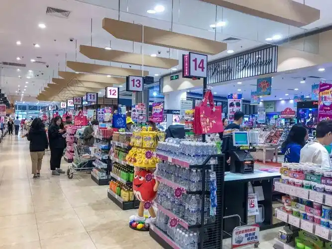 超市购物收银区场景实拍