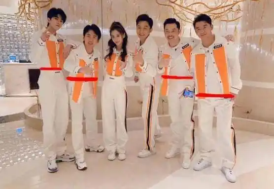 沙溢,蔡徐坤,郭麒麟加盟成为固定mc,李晨,angelababy,郑恺,黄旭熙