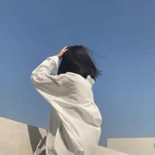 可盐可甜短发女生头像合集