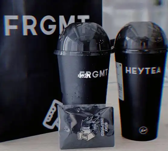 喜茶×藤原浩联名