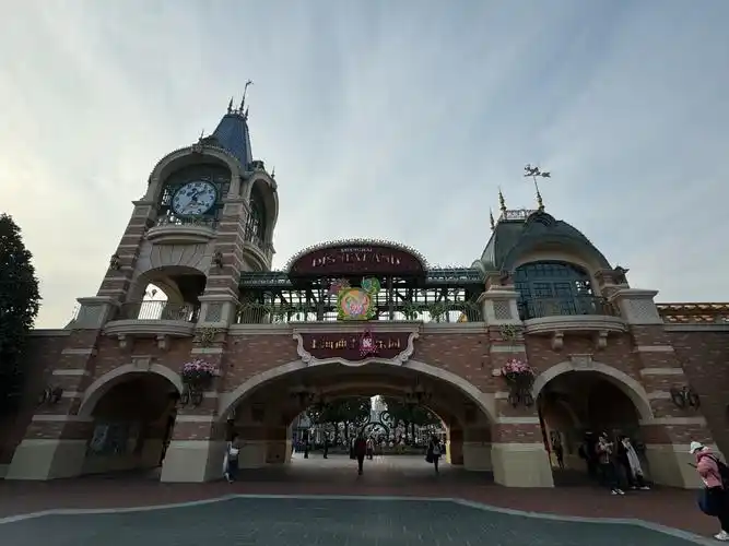 上海迪士尼"上新" 计划打造全新主题景点_新浪财经_新浪网