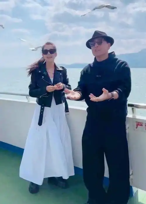 于荣光:演艺圈好男人,结婚35年无绯闻,为何妻子61岁坚持要离婚