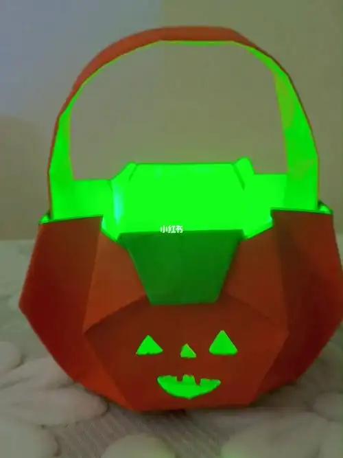 南瓜灯给小朋友玩玩吧 #我的手工日常   #万圣节手工   #幼儿手工折纸