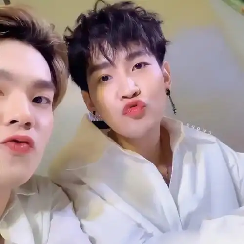 我太吃少爷少奶奶的颜了,感觉磕少爷少奶奶的太少了#椰奶cp  #kimcop