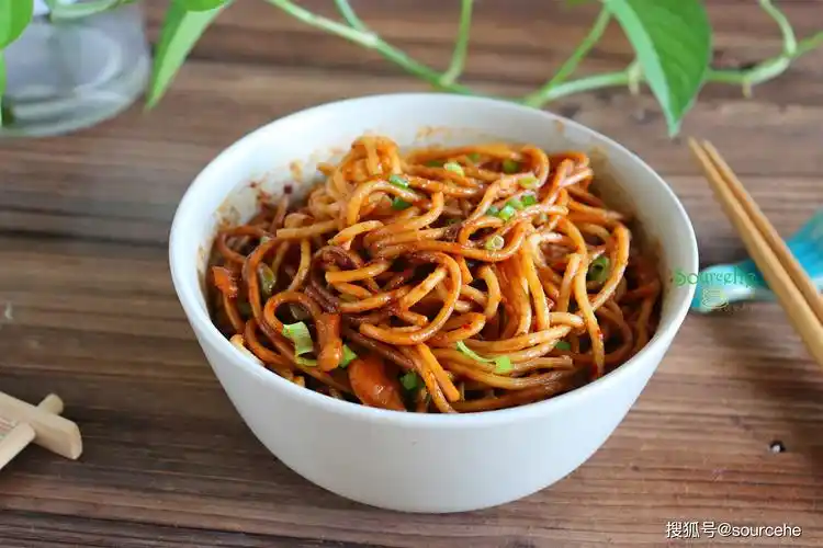 国庆假期足不出户在家享受武汉热干面简单快捷味道好