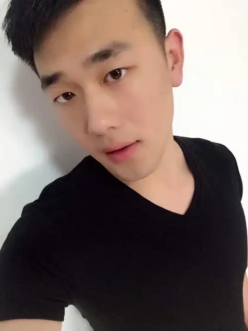 【帅男秀场】付欢 23岁 双子座 火车司机